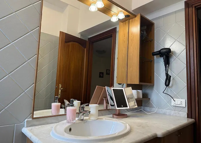 Domi 10 Apartment, Stazione Termini, Via Curtatone 12 Apartment