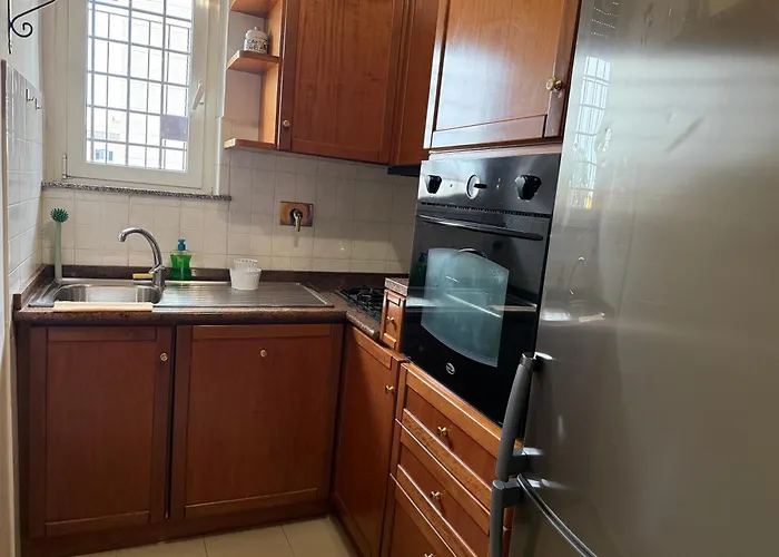 Domi 10 Apartment, Stazione Termini, Via Curtatone 12 *